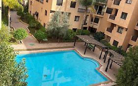 Deluxe Appartment With Pool